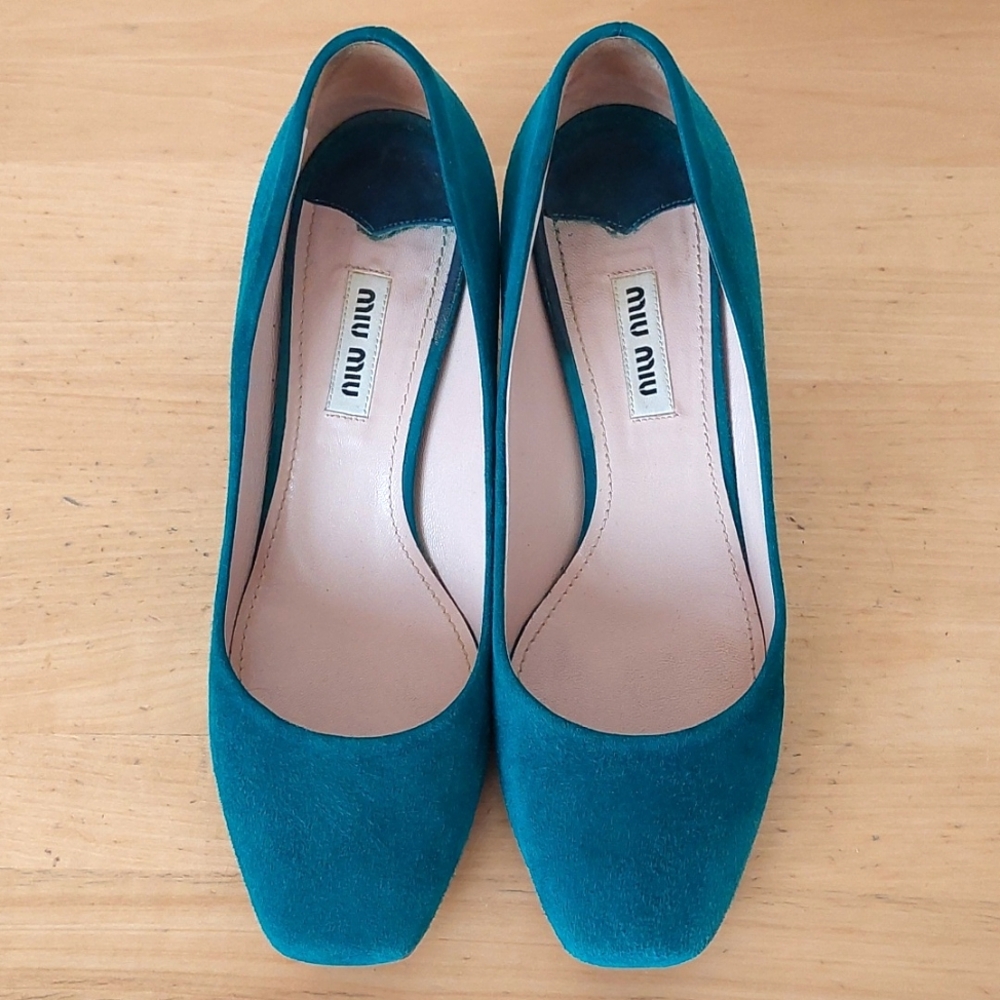 Miu Miu Green Suede Glittering Sole Heels - Picture 6 of 15